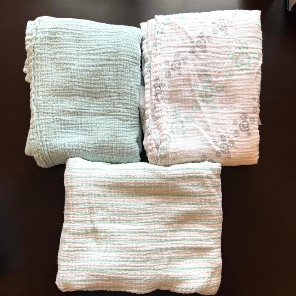 Aden + Anais Baby Muslin Swaddle Blanket Set Of Three In Mint Green White